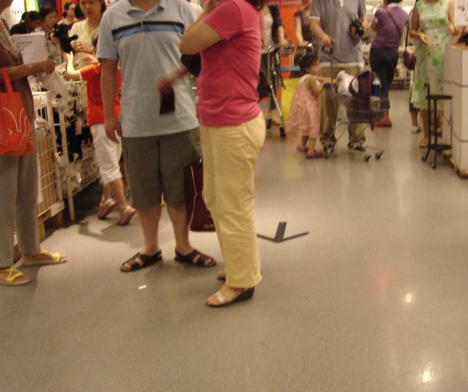 展廳地板工程案例-宜家家居